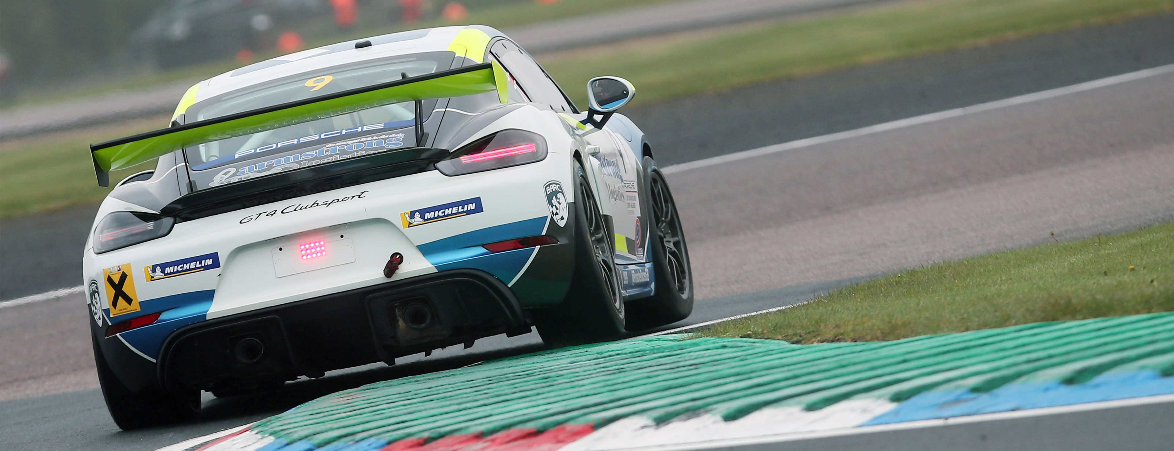 Porsche Rounds Brands Hatch Gp Porsche Great Britain