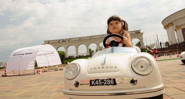 школа вождения porsche для детей в москве