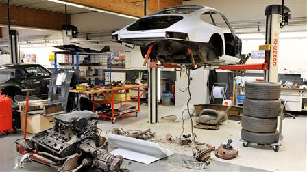Porsche - Arrival and disassembly