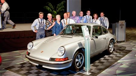 Porsche - Übergabe an den Gewinner