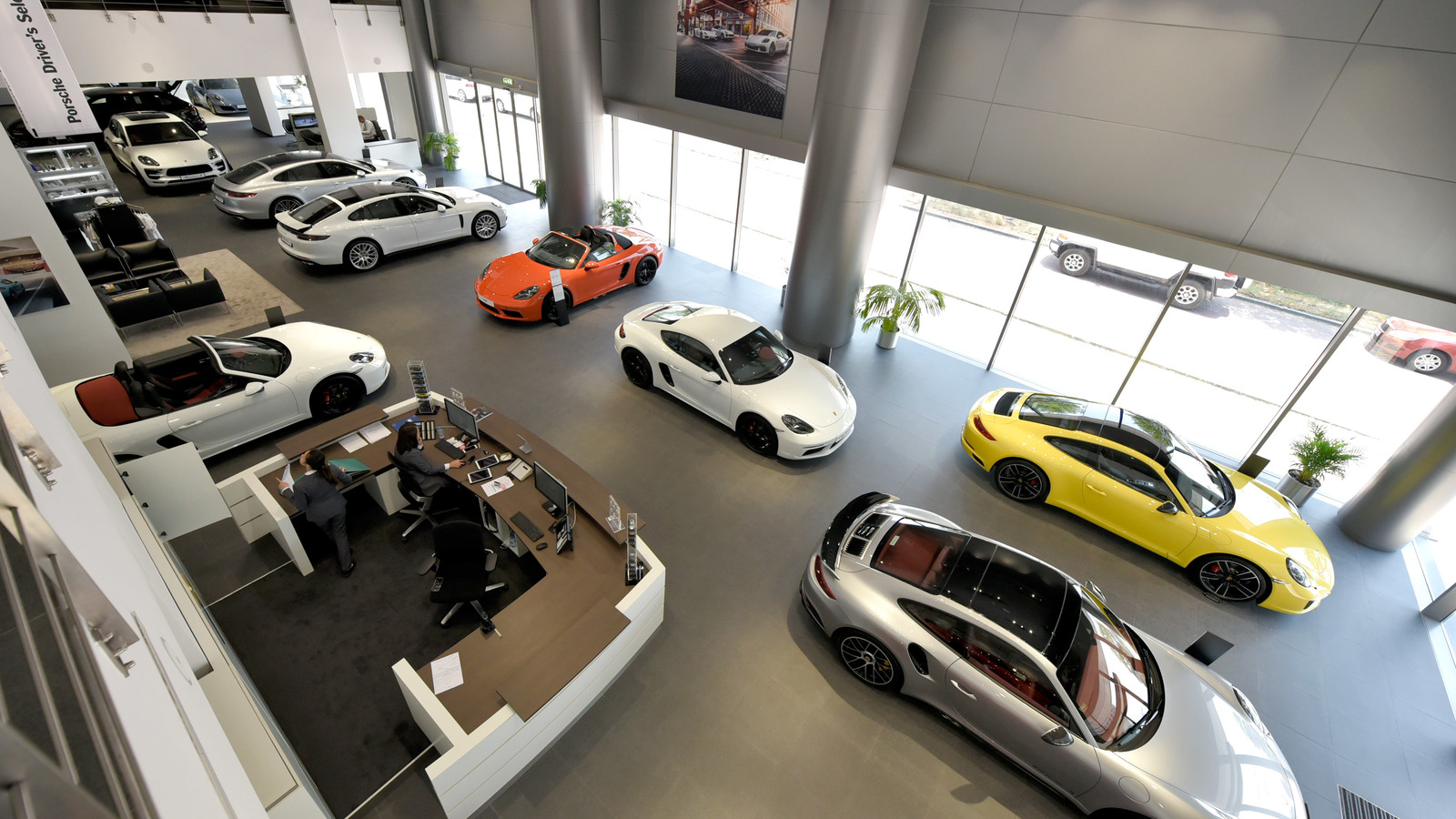 Porsche centre dubai