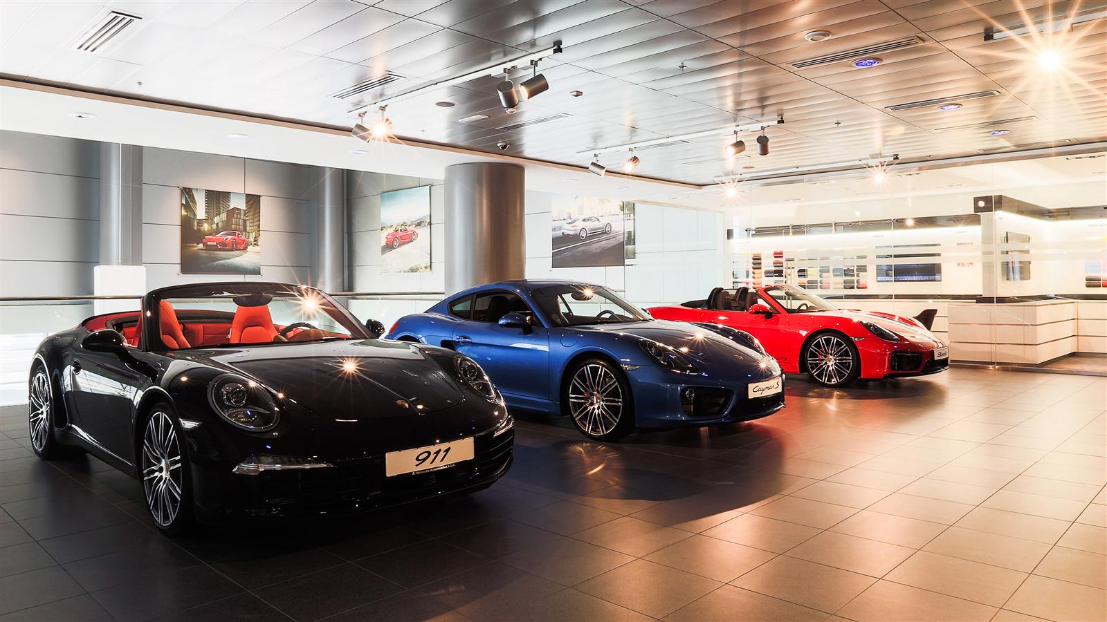 Porsche centre dubai