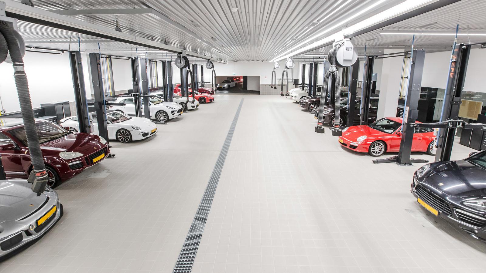 Porsche centre almaty