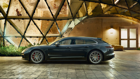 Porsche - De nieuwe Panamera. Lef verandert alles.