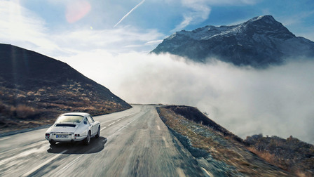 The Porsche 911 R from 1967 in the French Alps