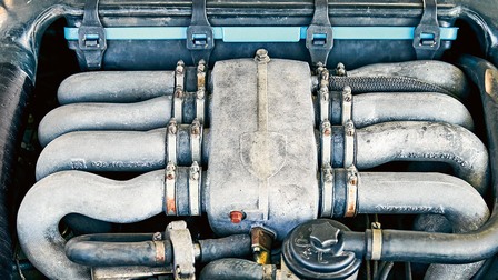4.5-liter V8 engine of the Porsche 928