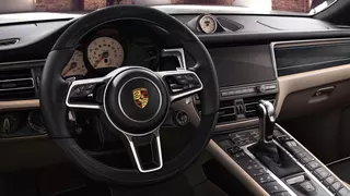 Porsche Exclusive Macan - Porsche AG