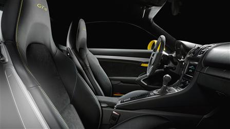 Cayman GT4, Interior