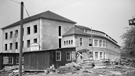 1938: Bild på huvudentrén