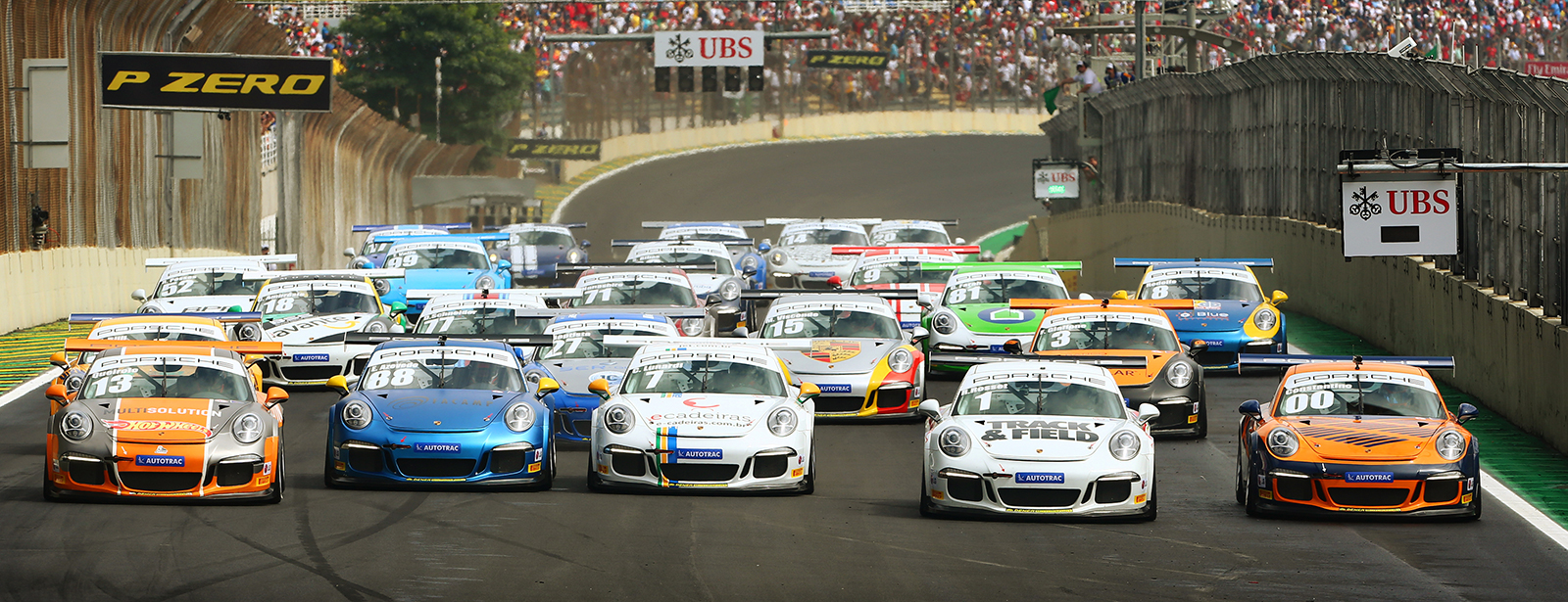 ETAPA 9 - ARQUIBANCADA A SÁBADO (18/11) - Porsche Cup Brasil