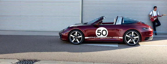 911 Targa 4S Heritage Design Edition - Heritage Design - Uniqueness - Dr.  Ing. h.c. F. Porsche AG