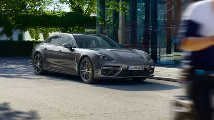 panamera turbo 所有panamera车型 车型 dr ing h c f porsche ag