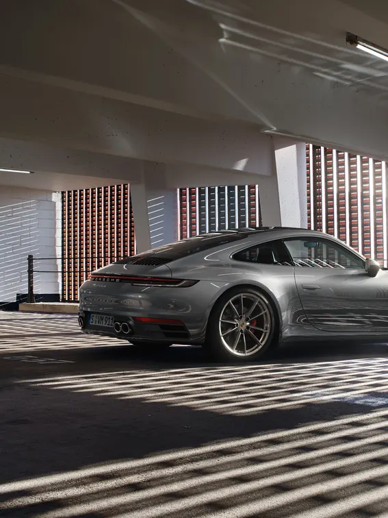 Porsche 911 Carrera 4 - Porsche Россия