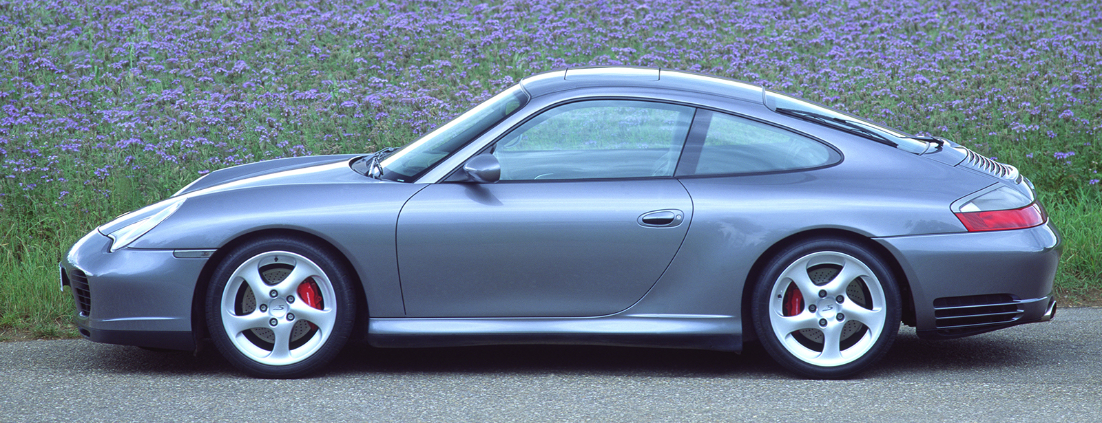 Porsche 911 Carrera 4 (type 996) - Porsche Georgia