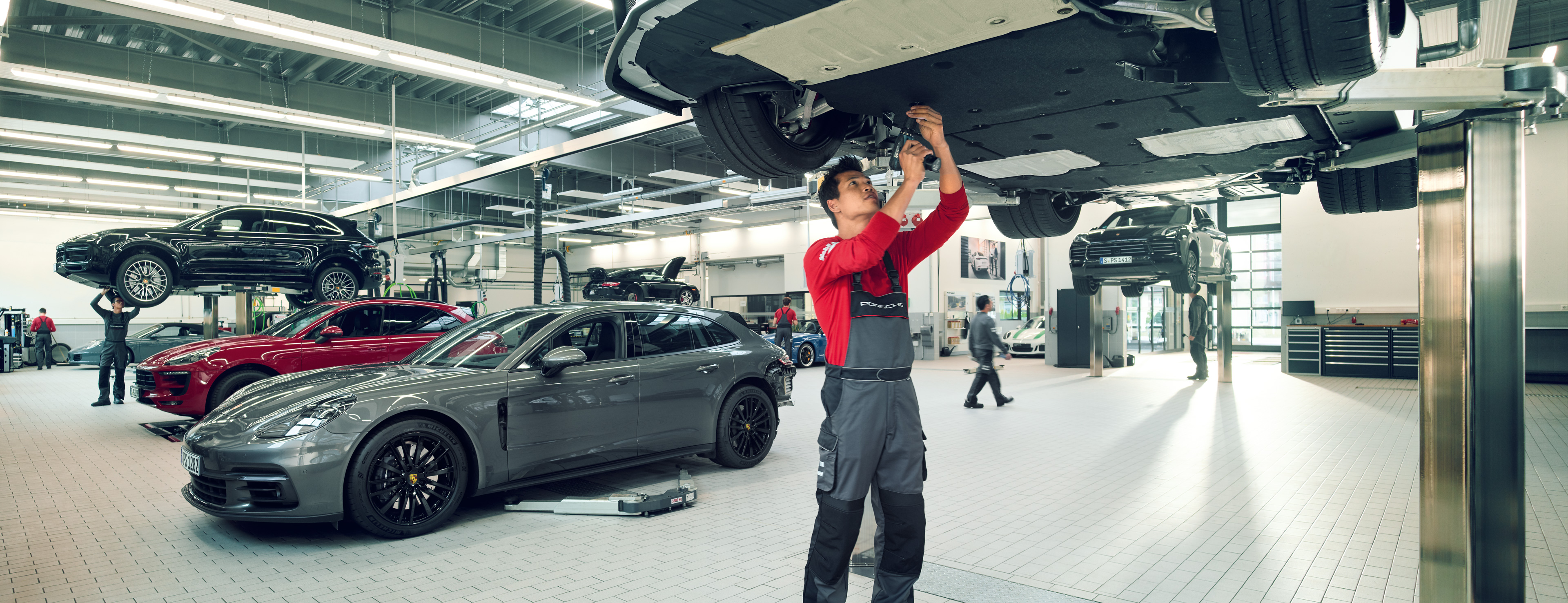 Porsche Parts Distribution Centre