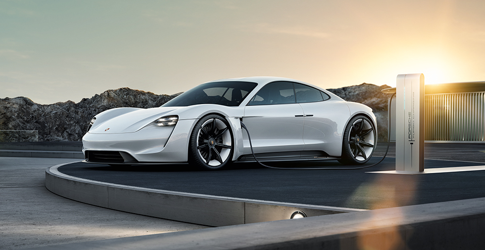 Porsche AG: Porsche plans to invest more than six billion euro in